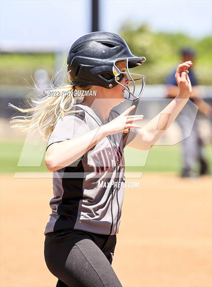 Thumbnail 1 in Arvin vs. Nipomo (CIF CS Division 6 Championship) photogallery.