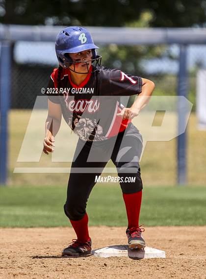 Thumbnail 2 in Arvin vs. Nipomo (CIF CS Division 6 Championship) photogallery.