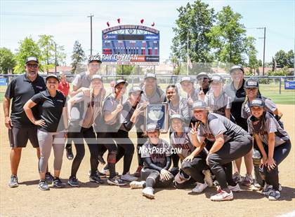 Thumbnail 3 in Arvin vs. Nipomo (CIF CS Division 6 Championship) photogallery.