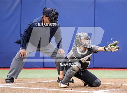 Thumbnail 1 in Arvin vs. Nipomo (CIF CS Division 6 Championship) photogallery.