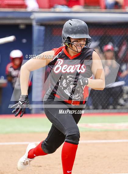 Thumbnail 1 in Arvin vs. Nipomo (CIF CS Division 6 Championship) photogallery.