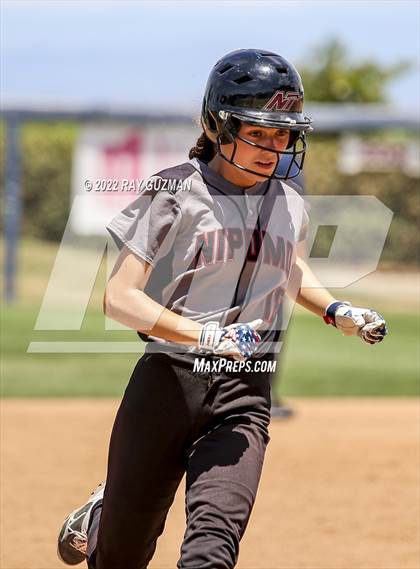 Thumbnail 3 in Arvin vs. Nipomo (CIF CS Division 6 Championship) photogallery.
