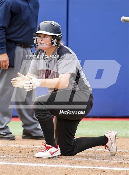 Thumbnail 3 in Arvin vs. Nipomo (CIF CS Division 6 Championship) photogallery.