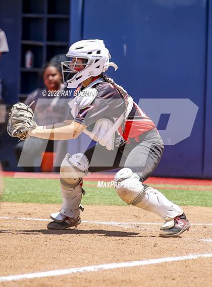 Thumbnail 1 in Arvin vs. Nipomo (CIF CS Division 6 Championship) photogallery.
