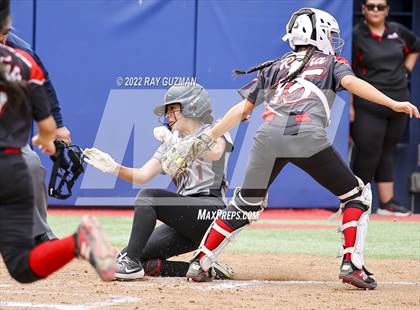 Thumbnail 2 in Arvin vs. Nipomo (CIF CS Division 6 Championship) photogallery.