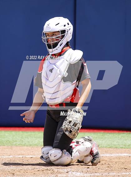 Thumbnail 2 in Arvin vs. Nipomo (CIF CS Division 6 Championship) photogallery.