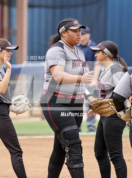 Thumbnail 3 in Arvin vs. Nipomo (CIF CS Division 6 Championship) photogallery.