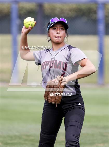 Thumbnail 3 in Arvin vs. Nipomo (CIF CS Division 6 Championship) photogallery.