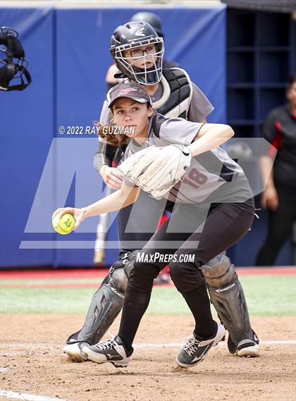 Thumbnail 3 in Arvin vs. Nipomo (CIF CS Division 6 Championship) photogallery.