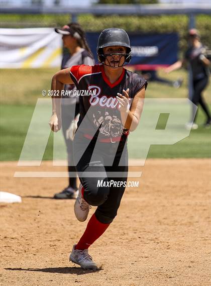 Thumbnail 2 in Arvin vs. Nipomo (CIF CS Division 6 Championship) photogallery.