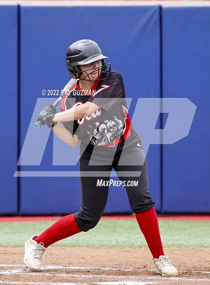 Thumbnail 2 in Arvin vs. Nipomo (CIF CS Division 6 Championship) photogallery.