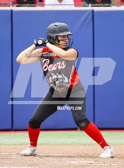 Thumbnail 3 in Arvin vs. Nipomo (CIF CS Division 6 Championship) photogallery.