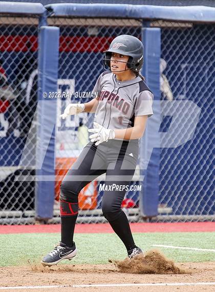 Thumbnail 3 in Arvin vs. Nipomo (CIF CS Division 6 Championship) photogallery.