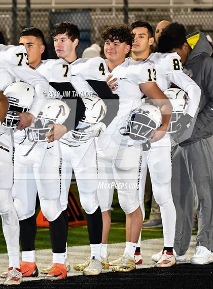 Thumbnail 3 in Holliday vs Palmer (UIL 3A D2 Area playoff) photogallery.