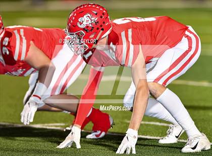 Thumbnail 2 in Holliday vs Palmer (UIL 3A D2 Area playoff) photogallery.