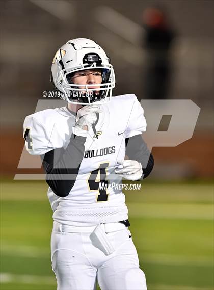 Thumbnail 2 in Holliday vs Palmer (UIL 3A D2 Area playoff) photogallery.