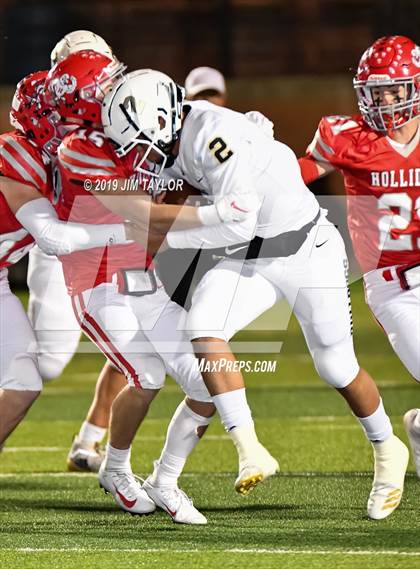 Thumbnail 3 in Holliday vs Palmer (UIL 3A D2 Area playoff) photogallery.
