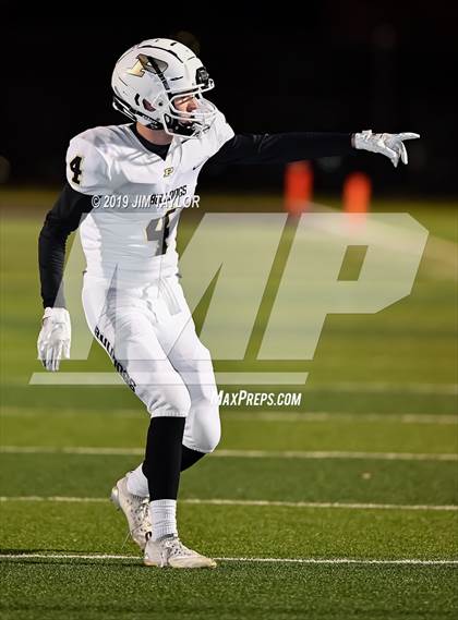 Thumbnail 3 in Holliday vs Palmer (UIL 3A D2 Area playoff) photogallery.