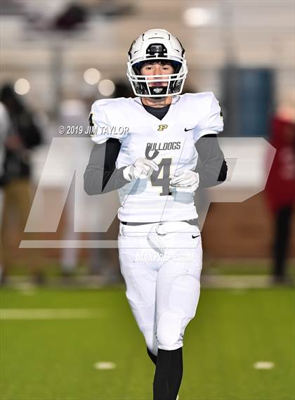 Thumbnail 1 in Holliday vs Palmer (UIL 3A D2 Area playoff) photogallery.
