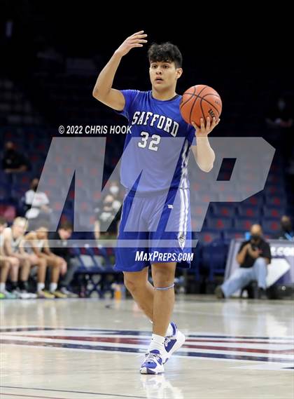 Thumbnail 2 in Safford vs Tanque Verde (MLK Basketball Classic) photogallery.