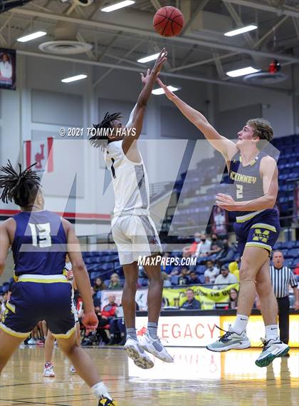 Thumbnail 1 in Coppell vs. McKinney (Whataburger Tournament) photogallery.