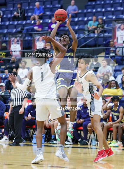 Thumbnail 3 in Coppell vs. McKinney (Whataburger Tournament) photogallery.