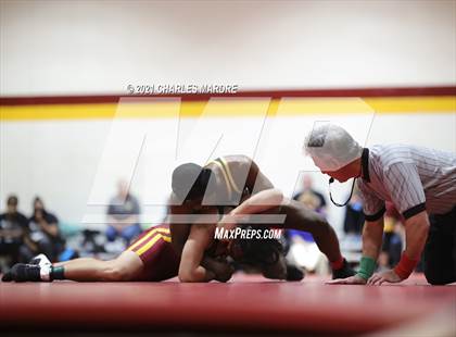 Thumbnail 2 in Lumberton @ Douglas Byrd photogallery.