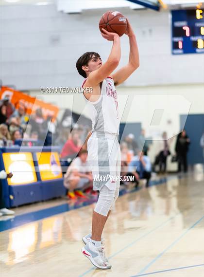 Thumbnail 1 in Carmel vs. Santa Cruz (CIF CCS D4 Championship) photogallery.