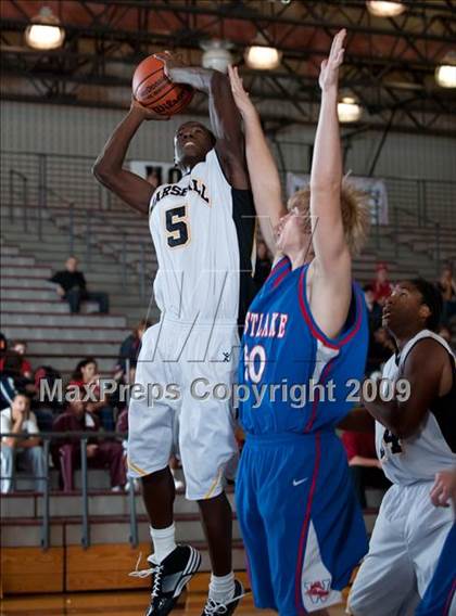 Thumbnail 2 in Marshall vs. Westlake  (McDonalds Texas Invitational) photogallery.