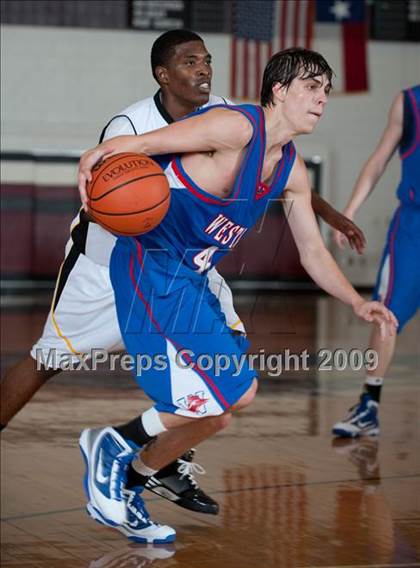Thumbnail 1 in Marshall vs. Westlake  (McDonalds Texas Invitational) photogallery.