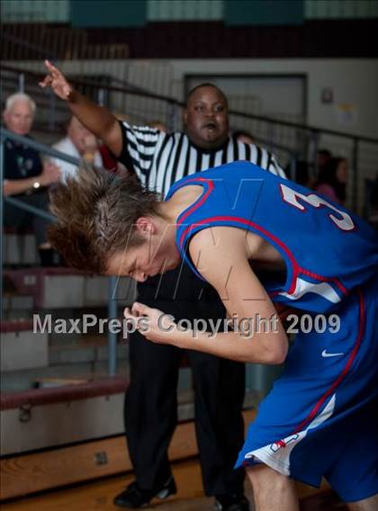 Thumbnail 3 in Marshall vs. Westlake  (McDonalds Texas Invitational) photogallery.