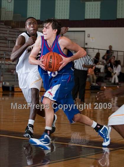 Thumbnail 2 in Marshall vs. Westlake  (McDonalds Texas Invitational) photogallery.