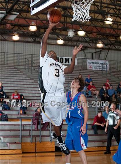 Thumbnail 1 in Marshall vs. Westlake  (McDonalds Texas Invitational) photogallery.