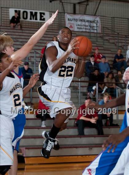 Thumbnail 2 in Marshall vs. Westlake  (McDonalds Texas Invitational) photogallery.