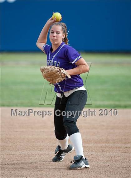 Thumbnail 2 in Santana @ Rancho Bernardo photogallery.