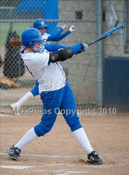 Thumbnail 1 in Santana @ Rancho Bernardo photogallery.
