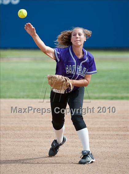 Thumbnail 3 in Santana @ Rancho Bernardo photogallery.
