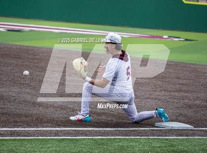 Thumbnail 2 in Dripping Springs vs. Pharr-San Juan-Alamo (UIL Baseball 6A Region IV Regional Final) photogallery.