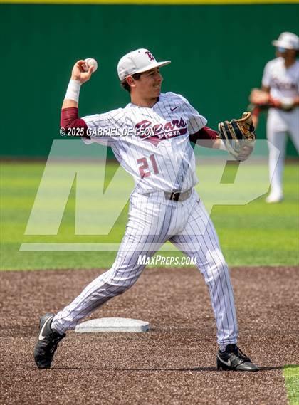 Thumbnail 1 in Dripping Springs vs. Pharr-San Juan-Alamo (UIL Baseball 6A Region IV Regional Final) photogallery.
