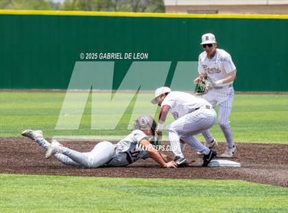 Thumbnail 1 in Dripping Springs vs. Pharr-San Juan-Alamo (UIL Baseball 6A Region IV Regional Final) photogallery.