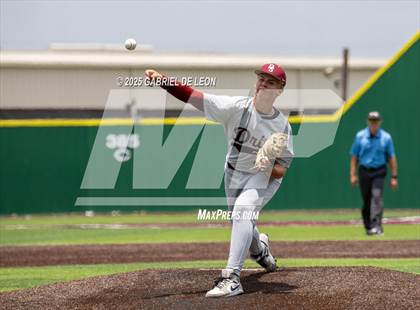 Thumbnail 1 in Dripping Springs vs. Pharr-San Juan-Alamo (UIL Baseball 6A Region IV Regional Final) photogallery.