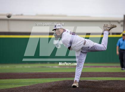 Thumbnail 3 in Dripping Springs vs. Pharr-San Juan-Alamo (UIL Region IV 6A Baseball Regional Final) photogallery.