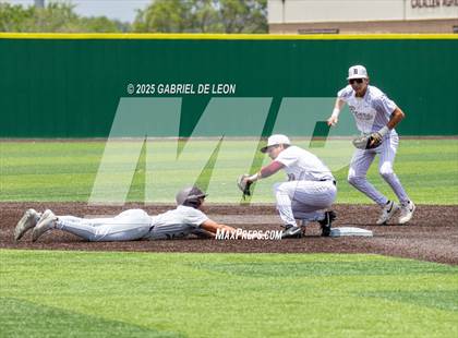 Thumbnail 3 in Dripping Springs vs. Pharr-San Juan-Alamo (UIL Baseball 6A Region IV Regional Final) photogallery.