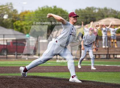 Thumbnail 1 in Dripping Springs vs. Pharr-San Juan-Alamo (UIL Region IV 6A Baseball Regional Final) photogallery.
