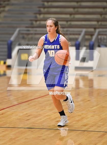 Thumbnail 3 in Cornerstone Christian vs Alamo Heights (SAISD Invitational) photogallery.