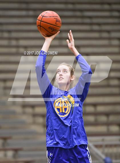 Thumbnail 1 in Cornerstone Christian vs Alamo Heights (SAISD Invitational) photogallery.