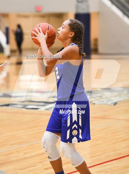 Thumbnail 1 in Cornerstone Christian vs Alamo Heights (SAISD Invitational) photogallery.