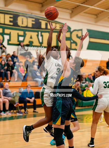Thumbnail 3 in Gregori @ Monterey Trail (Playoff) photogallery.