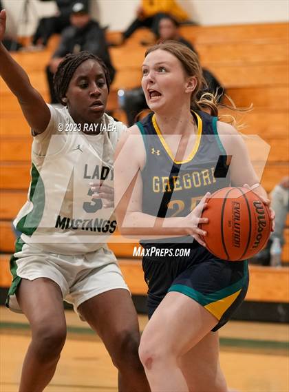 Thumbnail 2 in Gregori @ Monterey Trail (Playoff) photogallery.