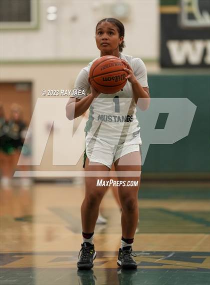 Thumbnail 2 in Gregori @ Monterey Trail (Playoff) photogallery.